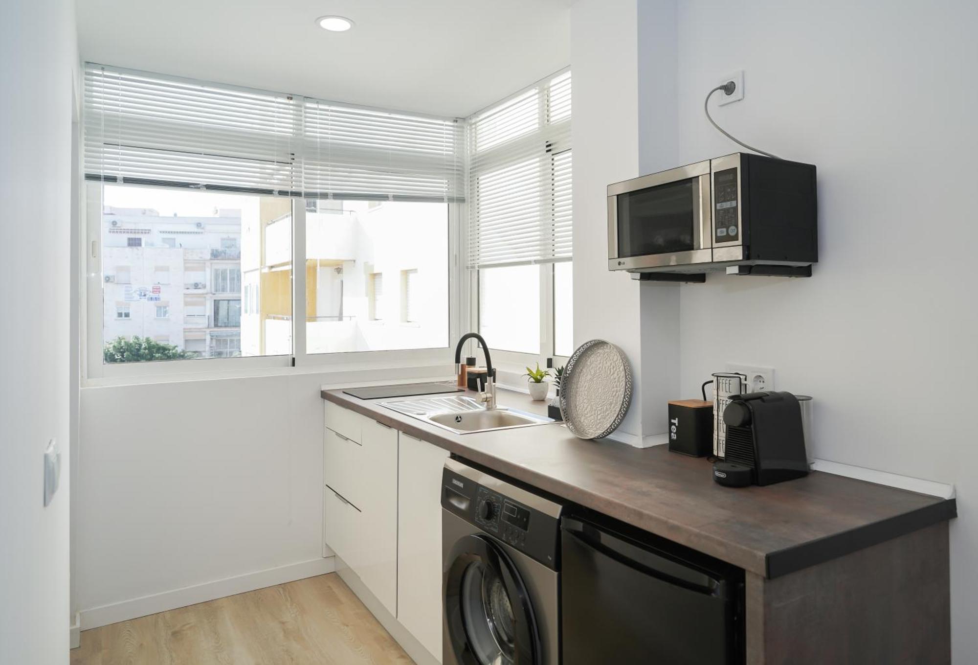 Nomad Malaga - Chic Center Apartment *